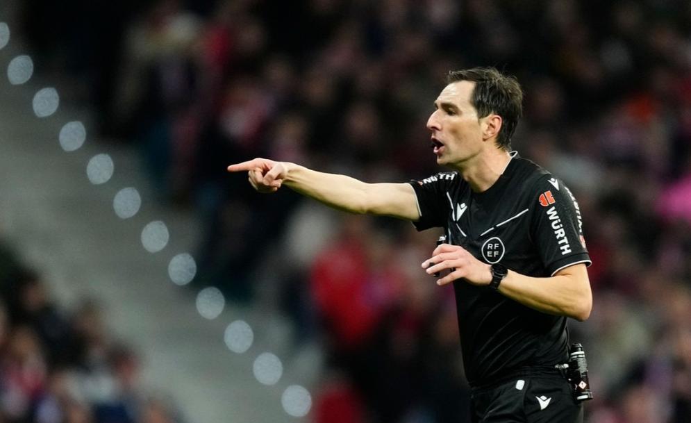 爱游戏-国际比赛日休斯敦火箭扳平良机——国王杯节点到来，质疑声仍在，轮换策略成焦点的简单介绍