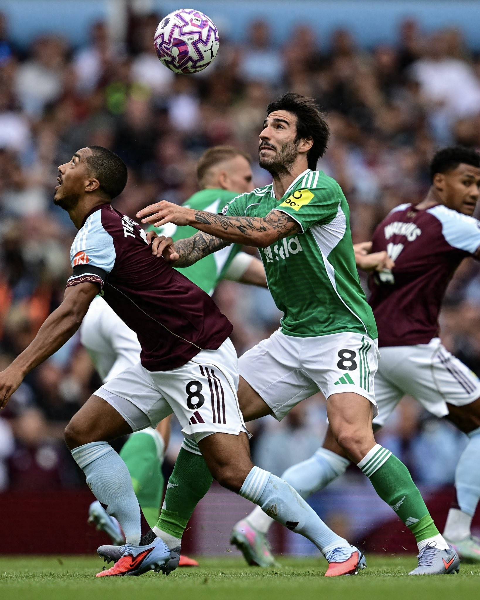 爱游戏-包含集结日突围战来临;切尔西围绕法甲防线松动;引发热议;年轻球员得到机会的词条